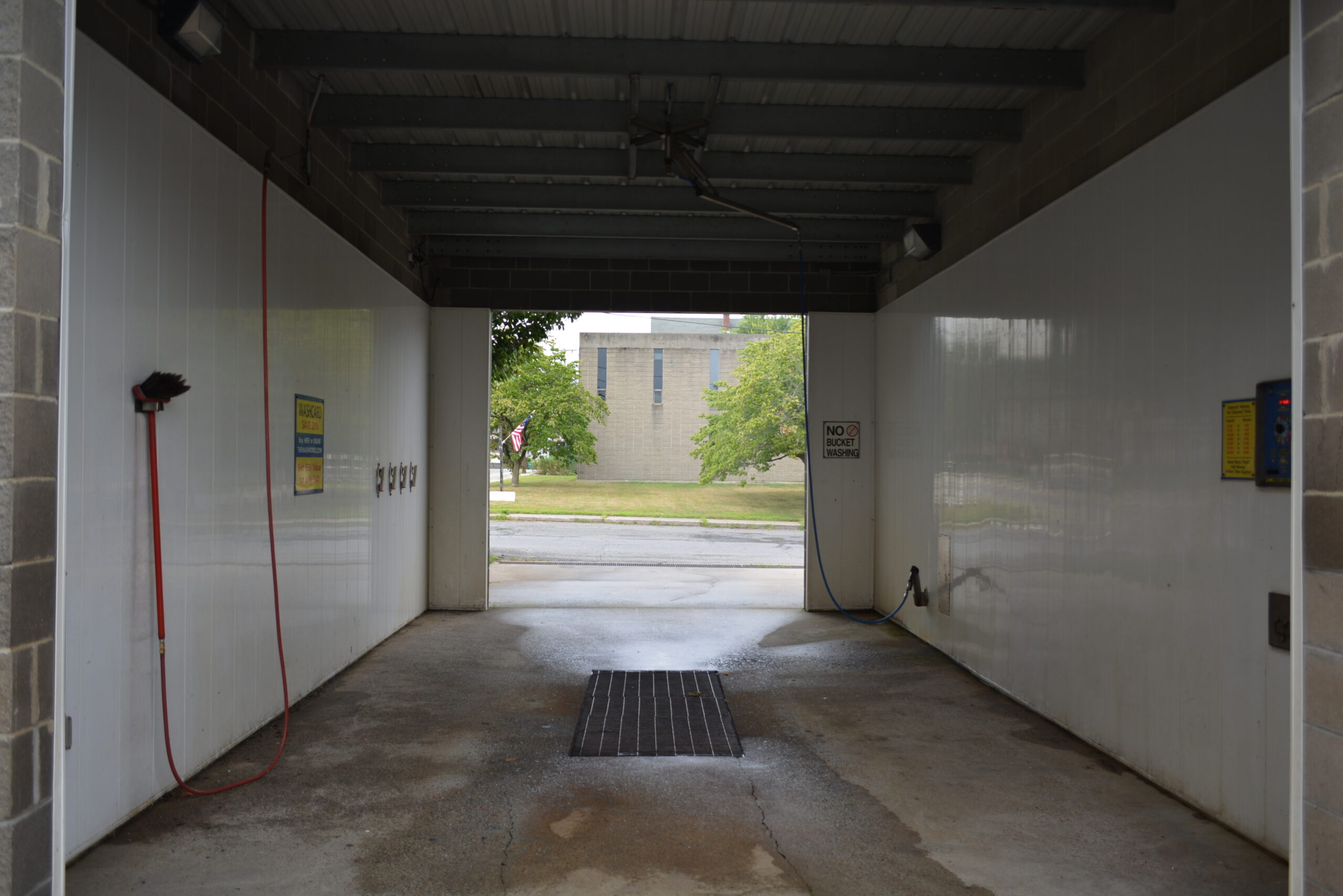 SELF SERVE BAY